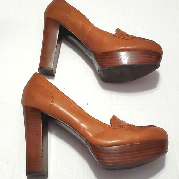 Marc Fisher Keeps Cognac Almond Oxford Classic Platform Heels - Picture 6 of 15